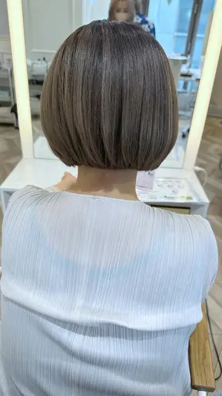 ショート 小顔レイヤー/ ベージュ🤍Rieのヘアスタイル
