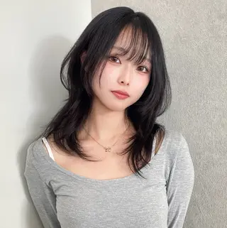 ミディアム ハッシュカット🖤✨ 顔周り/韓国ヘアのヘアスタイル