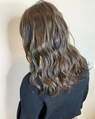 セミロング カラー 宮本 円のヘアスタイル