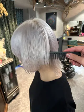 ミディアム カラー レイヤーブリーチ特化 ホワイト専門/岸のヘアスタイル