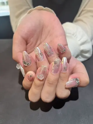 セミロング She Nail studio原宿店所属・akari原宿 プライベートサロンのネイルデザイン