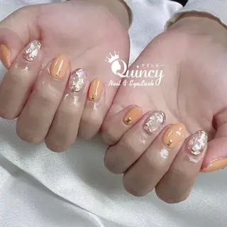 ネイル Quincy ネイル&アイラッシュのマツエク・マツパデザイン