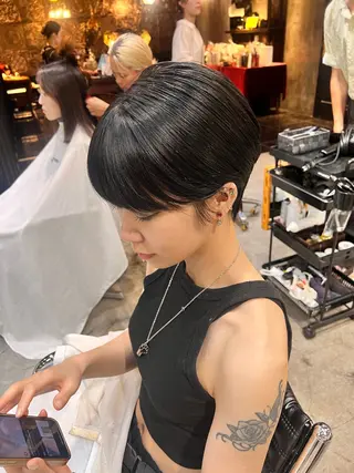 ショート カラー 圧倒的デザイン力 店長🎨RENAのヘアスタイル