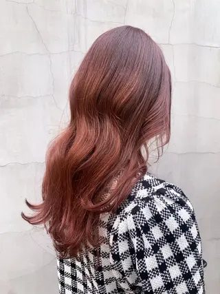 ロング カラー ヘアアレンジ yuka .のヘアスタイル