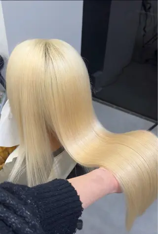 ロング カラー 蔭山 幸奈のヘアスタイル