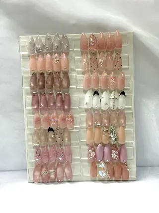 ネイル private salon moelie所属・moelie .のネイルデザイン