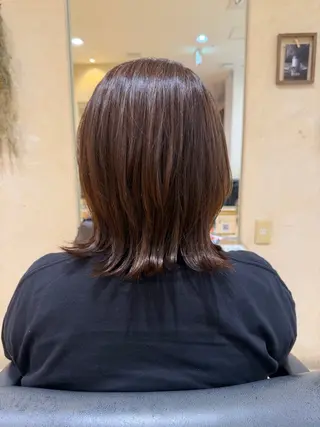 ミディアム カラー 井上 未悠のヘアスタイル