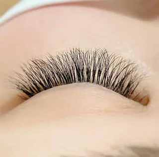 マツエク・マツパ 店長💎 ハラダの眉毛・アイブロウイメージ