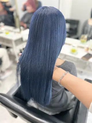 ミディアム カラー 🫧艶ダブルカラー ブリーチ🫧トモヤのヘアスタイル