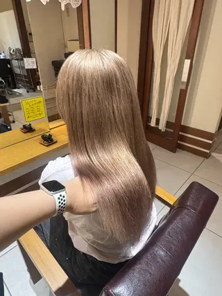 ロング 🦋ブリーチなしダブ ルカラー🌈MEGUのヘアスタイル