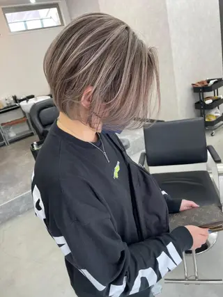 セミロング カラー ヘアアレンジ パーマ ネイル マツエク・マツパ アイブロウ カラー特化サロン大阪 ルービック江坂/新城のヘアスタイル
