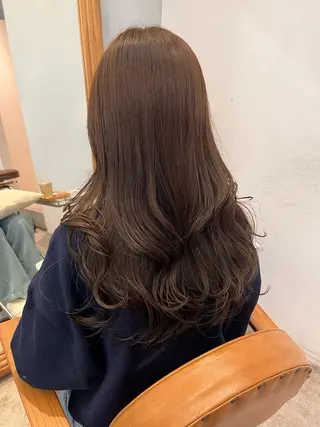 ロング Yui⭐️ 透け感カラーのヘアスタイル