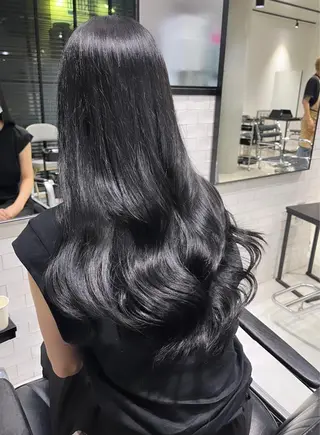 セミロング カラー 透明感/オリーブ/ グレージュ/YUKAのヘアスタイル