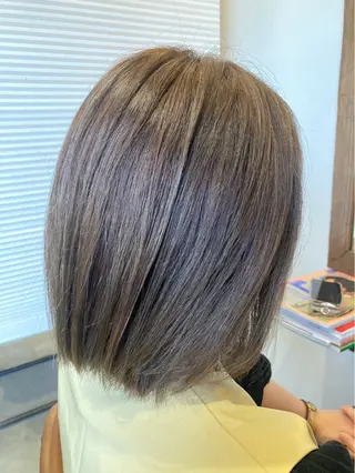 ミディアム カラー YUKI .のヘアスタイル