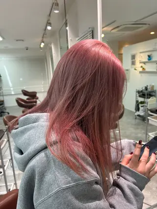 ロング カラー マコ @_vral0のヘアスタイル