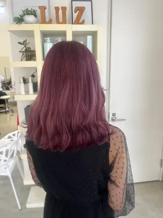 ミディアム 長山 茉白のヘアスタイル
