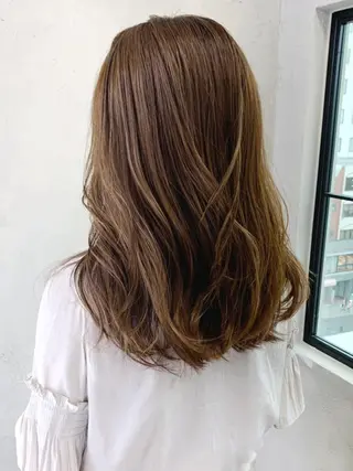 セミロング カラー パーマ ヘアアレンジ ITbyALBUM 中野店のヘアスタイル