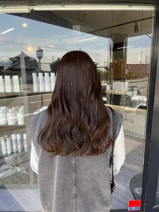 ロング alu yuinaのヘアスタイル