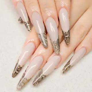 ネイル NEWMOON maki_恵比寿のネイルデザイン