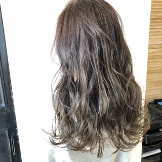 ロング カラー 金子 富士のヘアスタイル