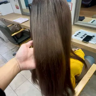 ロング アニメオタク美容師/ エンドカラー/僚汰のヘアスタイル