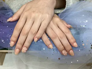 ネイル 瞳 ですのネイルデザイン