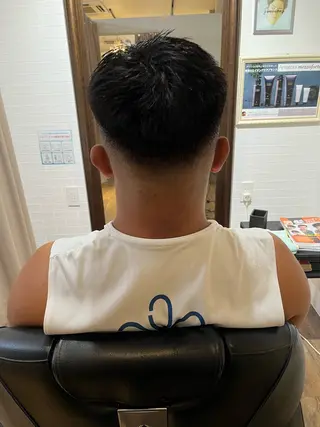 ショート メンズ 李 泰宇のヘアスタイル