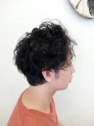 パーマ メンズ 三宮/髪質改善/可以 說中文/縮毛矯正/のヘアスタイル