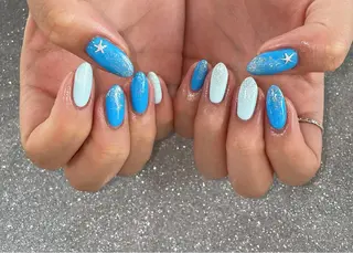 ネイル VIERU 🌈🎀💖のネイルデザイン