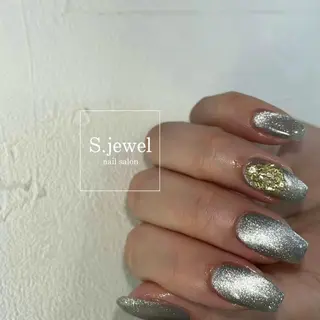 ネイル S. JEWELのネイルデザイン