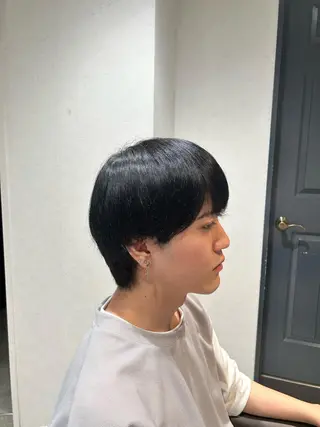 ショート カラー メンズ 保坂 駿太郎のヘアスタイル
