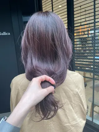 セミロング カラー ラベンダー/レイヤー スタイル🤎mamiのヘアスタイル