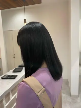 セミロング パーマ やまこし 美裕樹のヘアスタイル