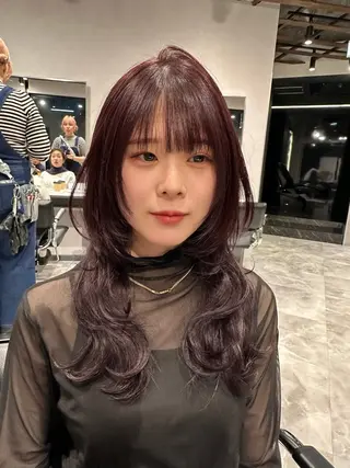ロング 梅田/ミルクティー ベージュ sayaのヘアスタイル