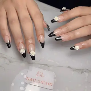 ネイル 💕鈴木ユリ パラジェル/オフ無料のネイルデザイン