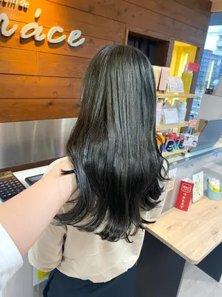 ロング カラー ヘアアレンジ 川上 麻梨阿のヘアスタイル