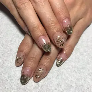 ネイル ECLAT エクラ所属・寺山 千鶴のネイルデザイン