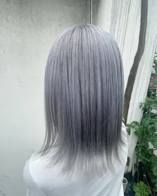 カラー 顔周りレイヤーカット ／Yumiのヘアスタイル