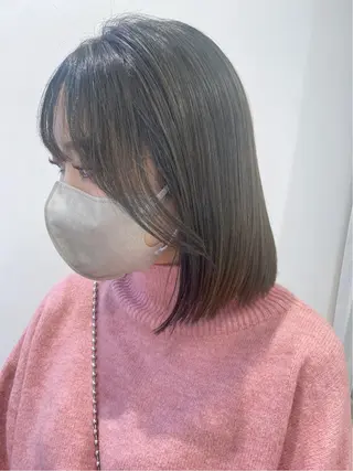 ミディアム カラー 小顔レイヤー/ ベージュ🤍Rieのヘアスタイル