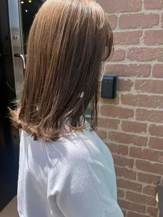 ミディアム カラー パーマ ヘアアレンジ メンズ キッズ ネイル マツエク・マツパ アイブロウ 久木原 ゆりのヘアスタイル