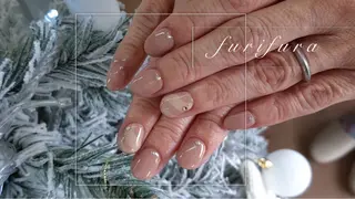 ネイル f u r i f u r aのマツエク・マツパデザイン