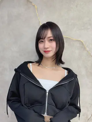 セミロング ウルフ/レイヤー/ ボブ/大石晴也🦋のヘアスタイル