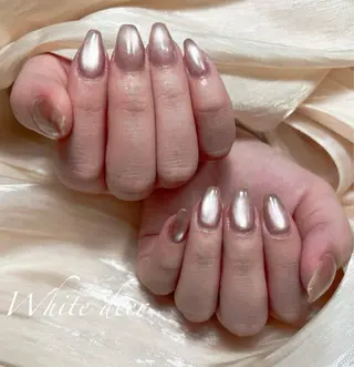 ネイル White dear fujiwaraのネイルデザイン