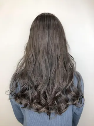 セミロング カラー 【透明感、艶髪】西村 有司のヘアスタイル