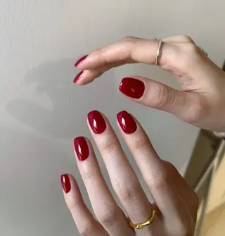 シン アモンのネイルデザイン