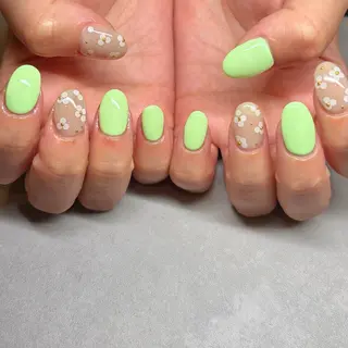 ネイル YUKO🩶 sofa立川のネイルデザイン