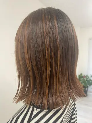 ショート 𝓜𝓮𝓛𝓲𝓟 冨樫果楠のヘアスタイル
