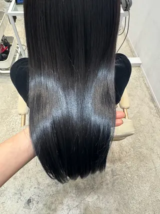 透明感カラー／ パーマ／まりなのヘアスタイル