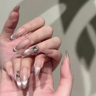 ネイル Maggie Nail🦩のネイルデザイン
