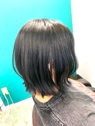 ミディアム 鈴木 令子のヘアスタイル